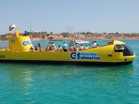semi-submarine